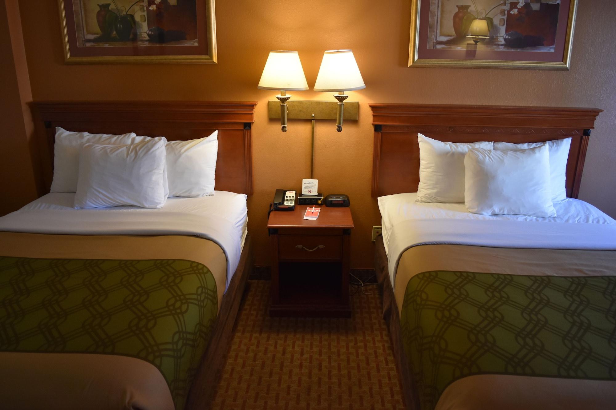 Econo Lodge Downtown Louisville Buitenkant foto