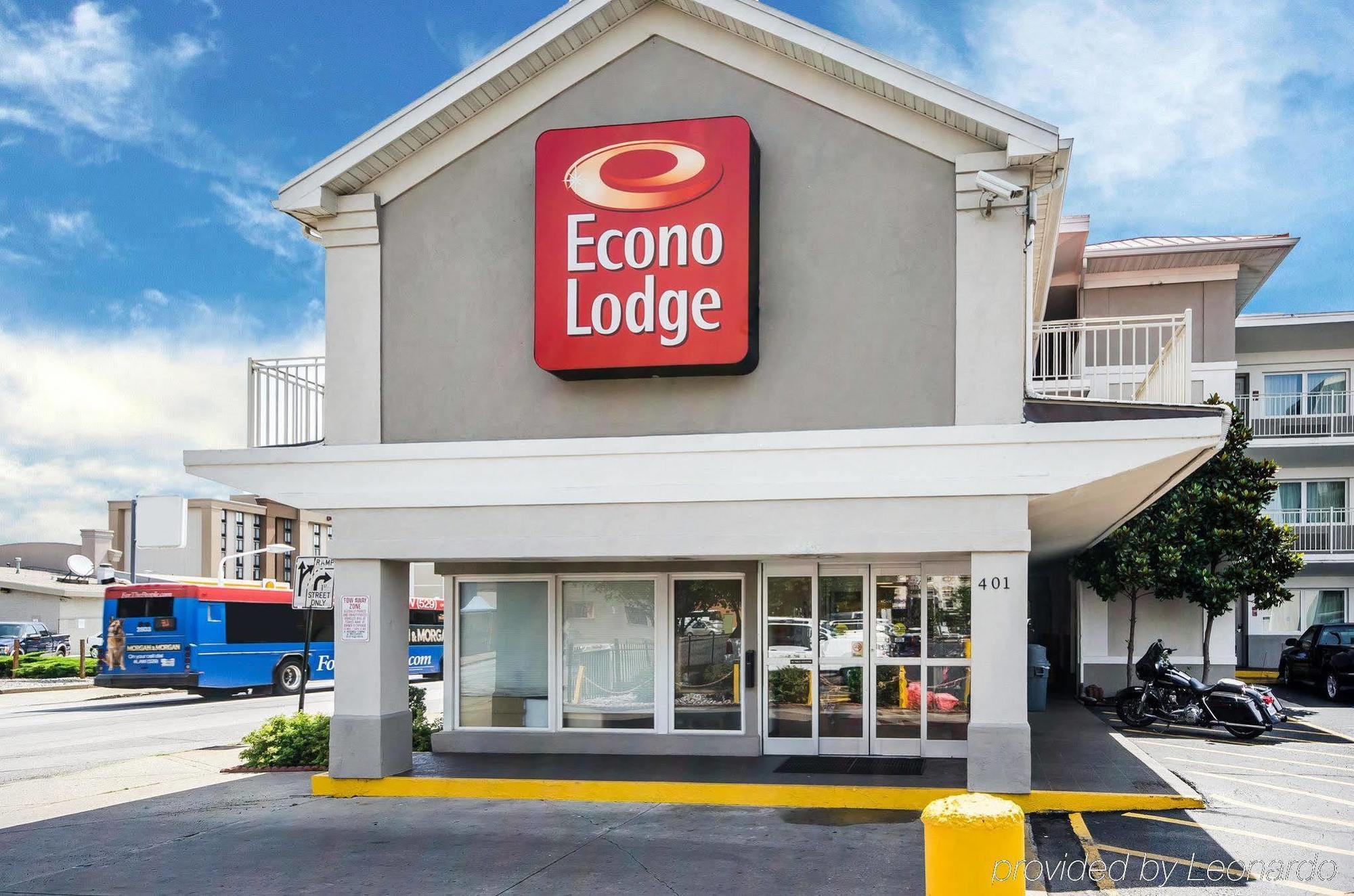 Econo Lodge Downtown Louisville Buitenkant foto