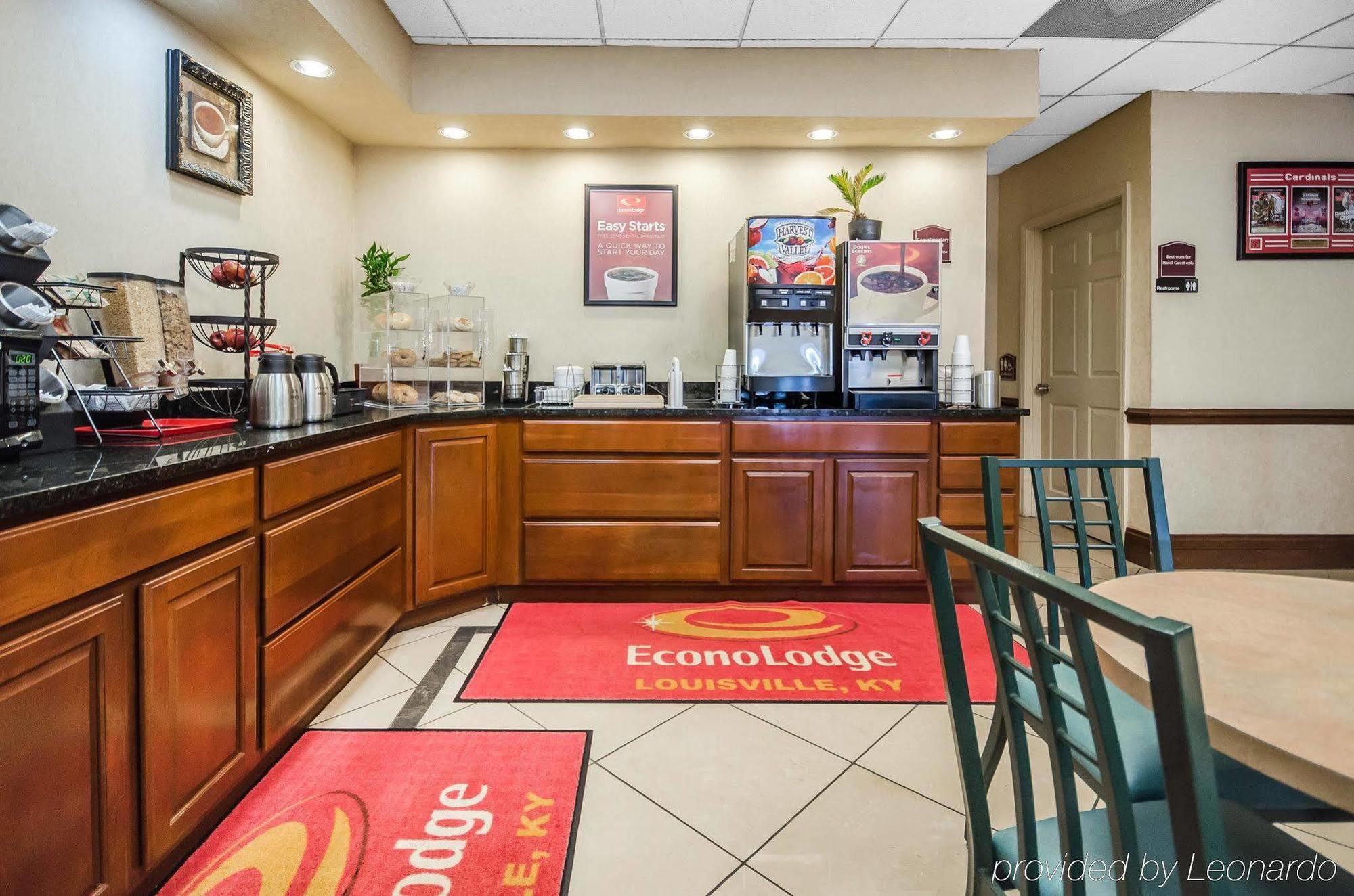 Econo Lodge Downtown Louisville Buitenkant foto