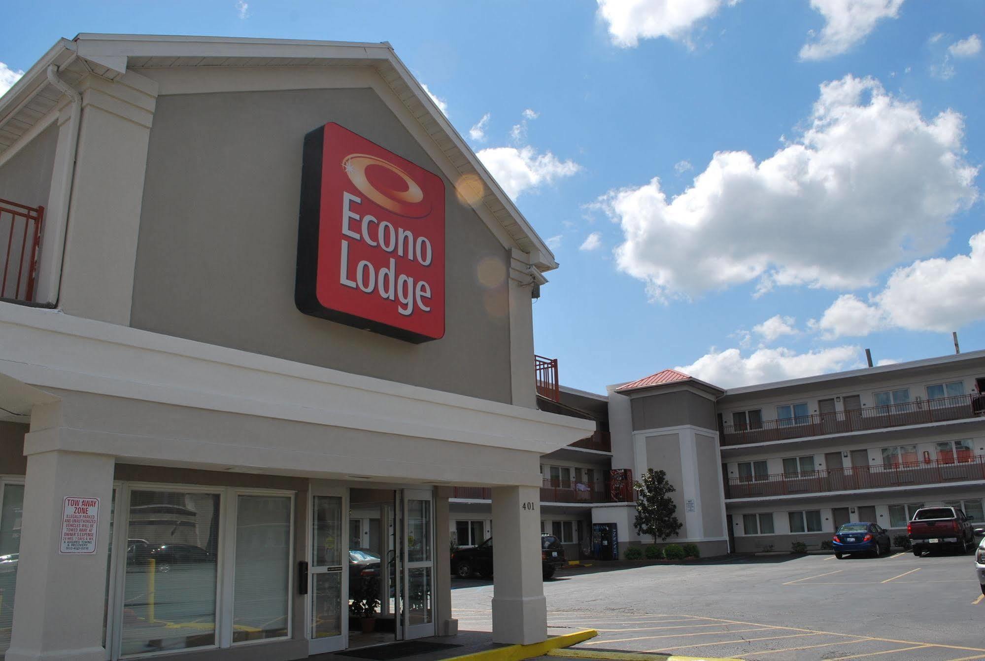 Econo Lodge Downtown Louisville Buitenkant foto