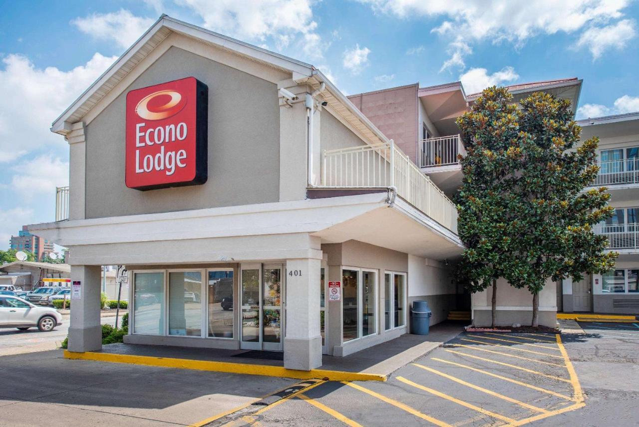 Econo Lodge Downtown Louisville Buitenkant foto